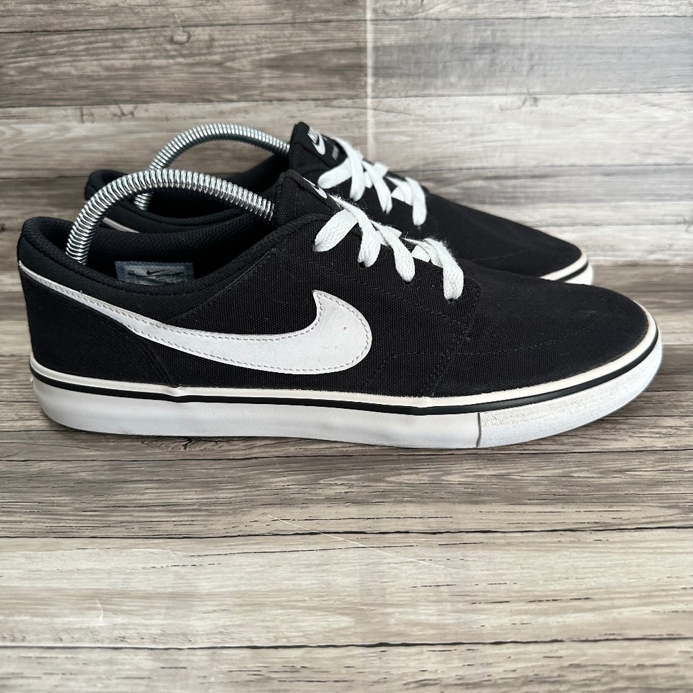 Nike SB Portmore II 2 Solar Mens 9.5 Black Canvas Skateboard Low 880268-010